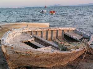 Barca en el Mar Menor
