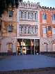 Entrada al Centro P�rraga