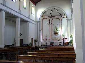 Interior de la parroquia 