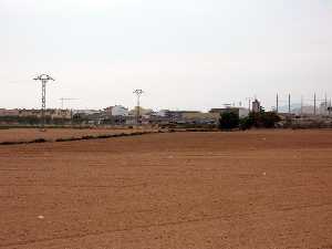 Campo y El Mirador al fondo 