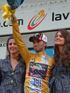 Valverde con el maillot oro de lder de la Vuelta a Espaa 2006