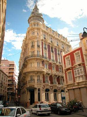 Vista de la fachada del Gran Hotel . Regin de Murcia Digital