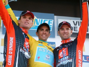 Luis Len Snchez, Alberto Contador y Alejandro Valverde en el podium de la Pars-Niza 2010