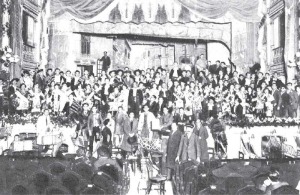 Alumnos del Conservatorio de Murcia actuando en el Teatro Romea en el ao 1930