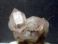 Cristales biterminados de cuarzo amatistoide de Portmn 