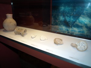 Museo Arqueolgico de Mazarrn. nforas y bocas selladas de poca romana de los alrededores del Puerto de Mazarrn 