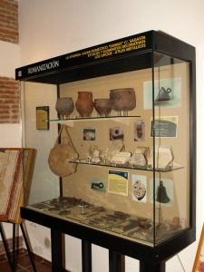 Museo Arqueolgico de guilas. Elementos de ajuar domstico romano y constructivos. Herramientas de hierro. Zona portuaria 