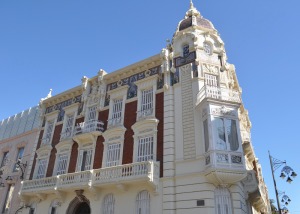 Palacio de Aguirre nada menos 