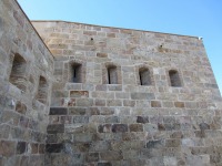 Fuerte de Navidad-ventanas por fuera [Cartagena marinera-2]