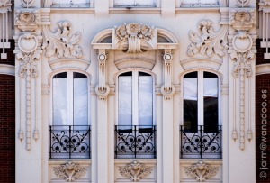 Detalles de los ventanales del Gran Hotel