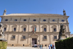 Palacio de las Cadenas-Ayt de beda 