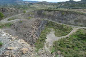 Panormica desde el borde norte de la cantera. La cima del volcn estaba por encima de donde se ha hecho la foto unos 20 m.