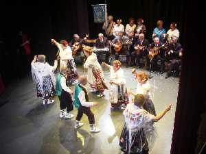 IX Muestra Bailes Regionales