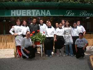 Los miembros ms jvenes de la Pea - Barraca de la Pea Huertana La Rana - Bando de la Huerta - Fiestas de Primavera 2004