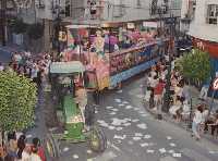 Tradicional desfile de carrozas