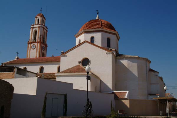 Vista trasera de la Iglesia de Santa María Magdalena
