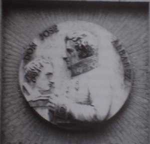 Medalln de la fachada del Museo del Prado [Moratalla_Personajes_Ramn Barba] 