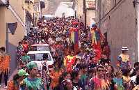 Alhama se ti�e de color y diversi�n 