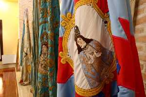 Detalle de las Banderas [Yecla_Museo Mariano Virgen del Castillo] 