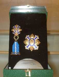 Algunas de las condecoraciones de Prez Piero [Calasparra_Museos_Fundacin] 