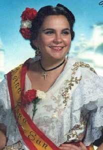 1989-MARIA DOLORES SALCEDO