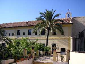 Fachada del Convento de Sta. Catalina del Monte 