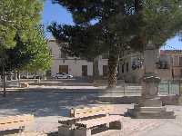 Plaza y monumento de Santa Isabel