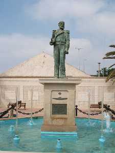 Detalle monumento Plaza del Barrio Peral [Cartagena_Isaac Peral]