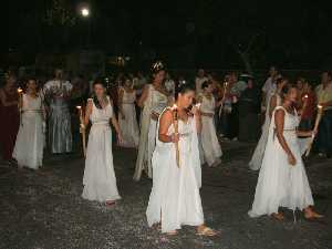 Romanas durante el desfile 
