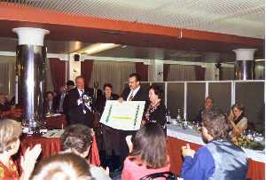 Nominacin a Jumillano del Ao 2001. Con ngel Francisco Cutillas y Pascuala Morote Magn.