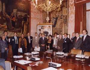 LXV Saln de Otoo en Madrid. 1998. Con los Patronos de la Fundacin Amigos de Madrid.