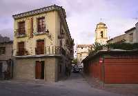 Museo de Bordados del Paso Encarnado e Iglesia de San Cristobal