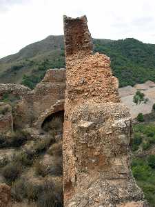 Muro y Escalera [Castillo de Chuecos]