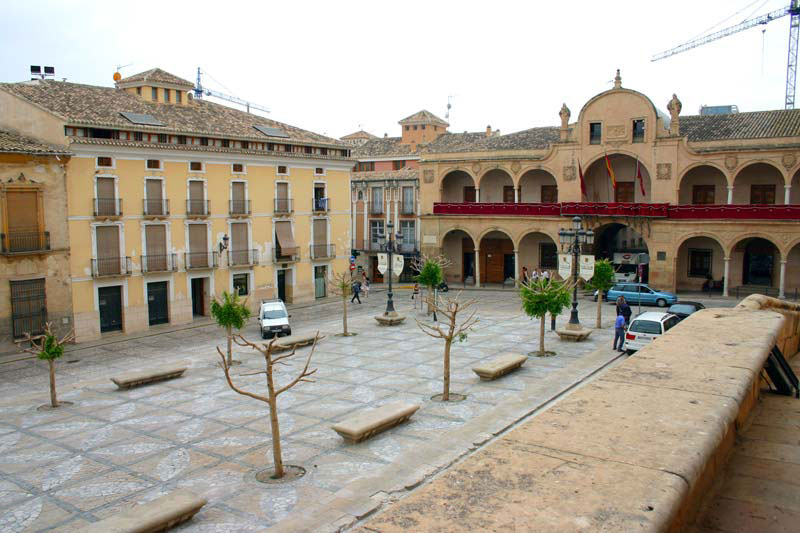 Plaza Mayor y Ayuntamiento de Lorca. 