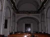 Vista de la Parte Trasera del Interior de la Iglesia