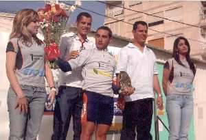 Claudio Casas en el podium de la Vuelta a Sierra Espua