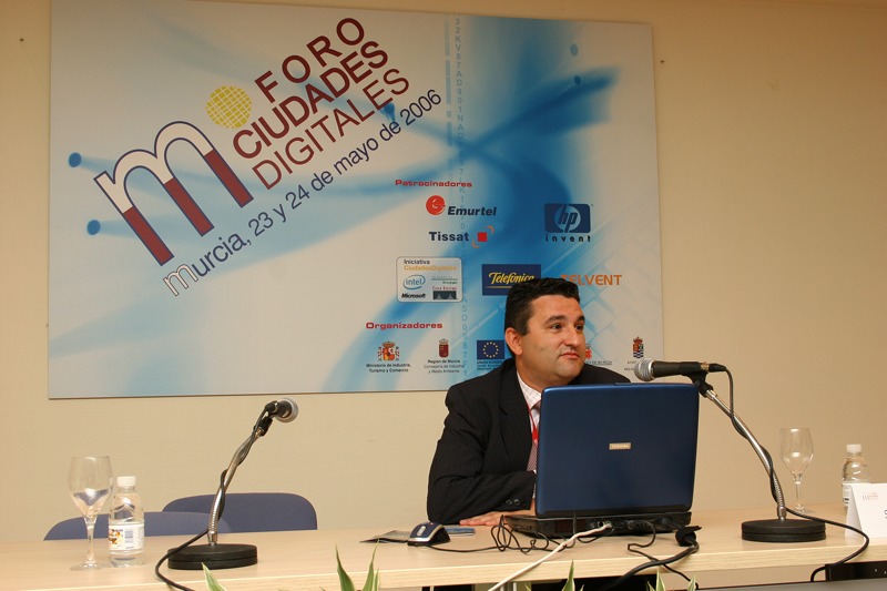 Pedro Antn Alonso, Director de e-Business para Administracin Pblica de Informtica El Corte Ingls [Album Ciudades Digitales]. 