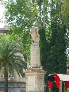 Estatua del Conde de Floridablanca