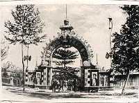 Entrada al Pabelln de Exposicin Iberomericana 1900