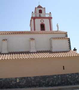 Parte lateral de la iglesia 