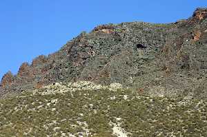 Cueva del Peliciego en La Alquera (Jumilla) 