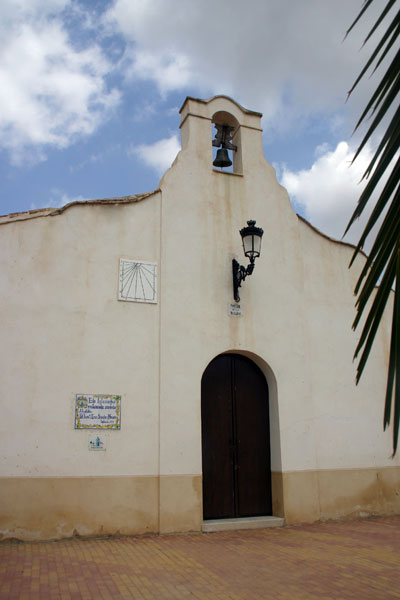 Fachada de la Ermita [La Majada]. 