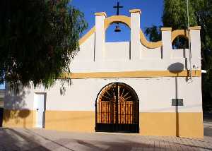 Fachada de la Ermita de la Escarihuela 