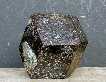 Granate con hábito rombododecaedro