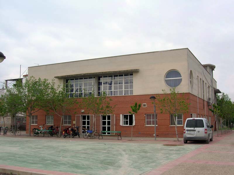 Vista del Centro Municipal [El Raal]. 