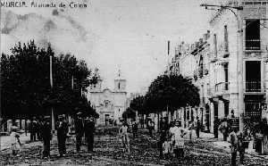 Alameda de Coln. Barrio del Carmen