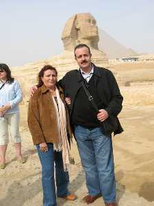 2006-Con Antonia en la Esfinge de Giza
