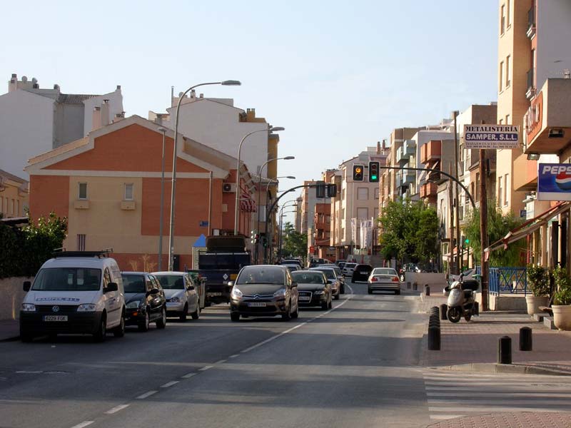 Calle principal (Ctra. Fuensanta) [San Benito]. 