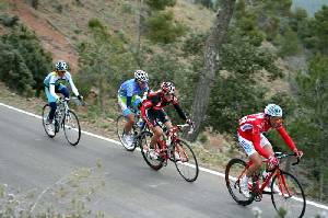 Garzelli, Valverde, Etxarri y Contador en plena ascensin al Collado Bermejo durante la disputa de la segunda etapa de la Vuelta Ciclista a Murcia 2008