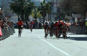 La victoria en la quinta etapa de la Vuelta Ciclista a Murcia 2008 se decidi al sprint